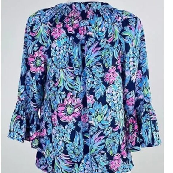 Lilly Pulitzer XL DAKOTA Top Amalfi High Tide Navy Pineapple Paradise - Picture 3 of 5